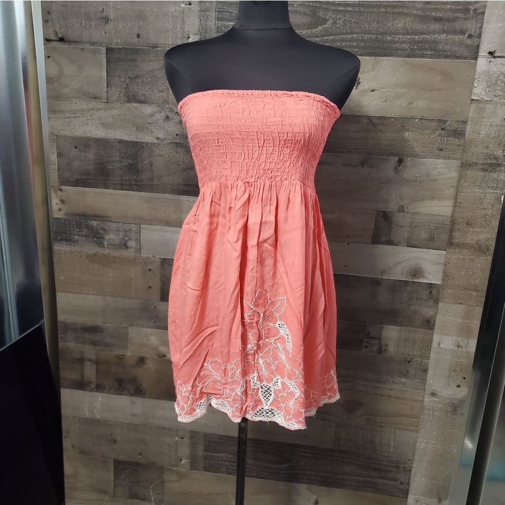 Coral strapless dress or cover up S - Picture 2 of 5